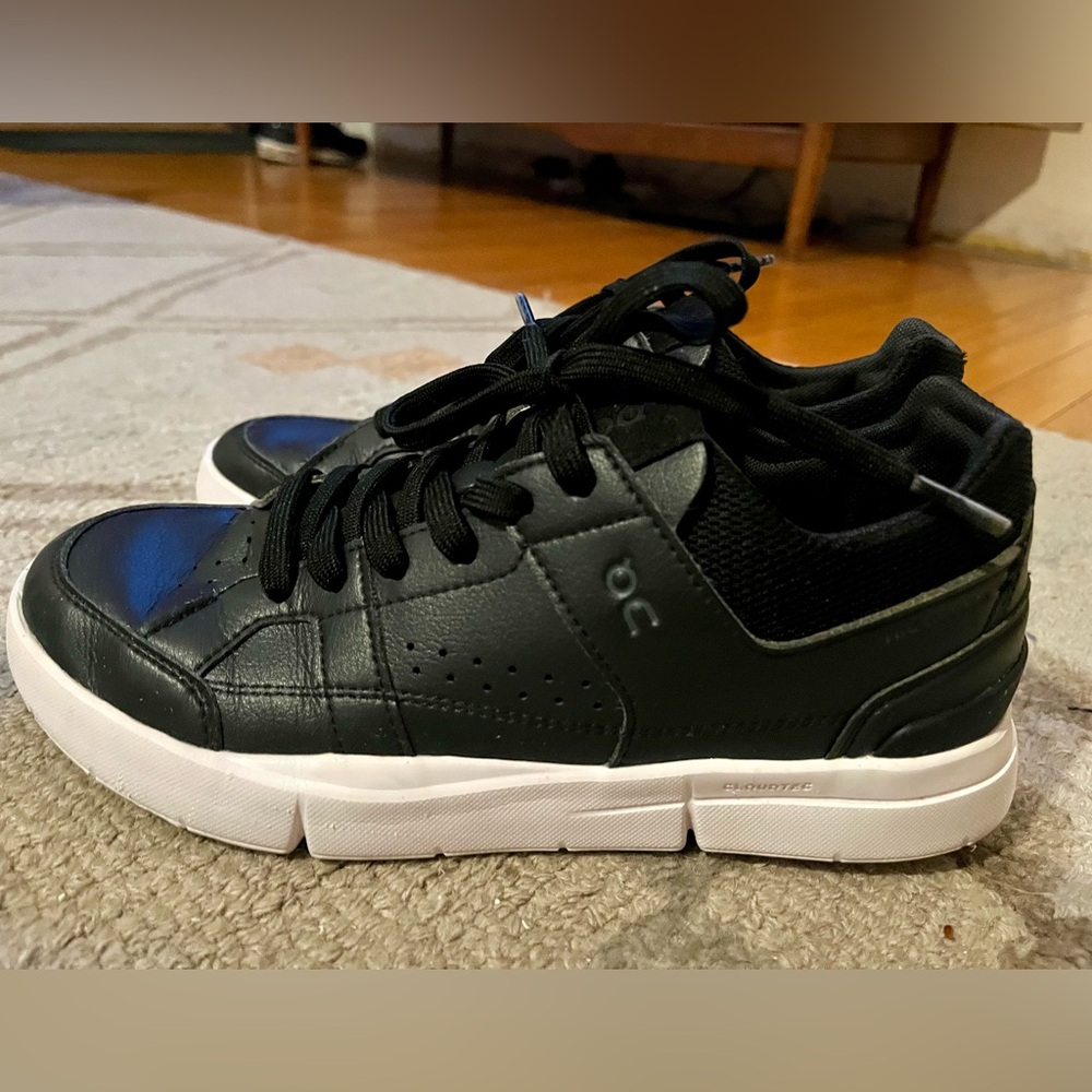 On Running Black Sneakers - Roger Federer style